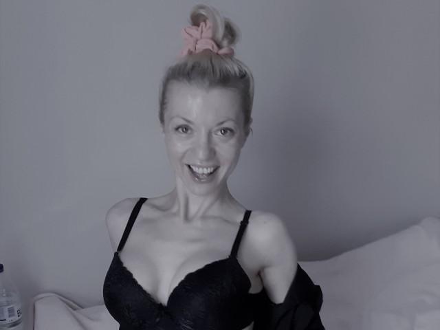 Sexe cam: Webcams sexe avec Marilynm